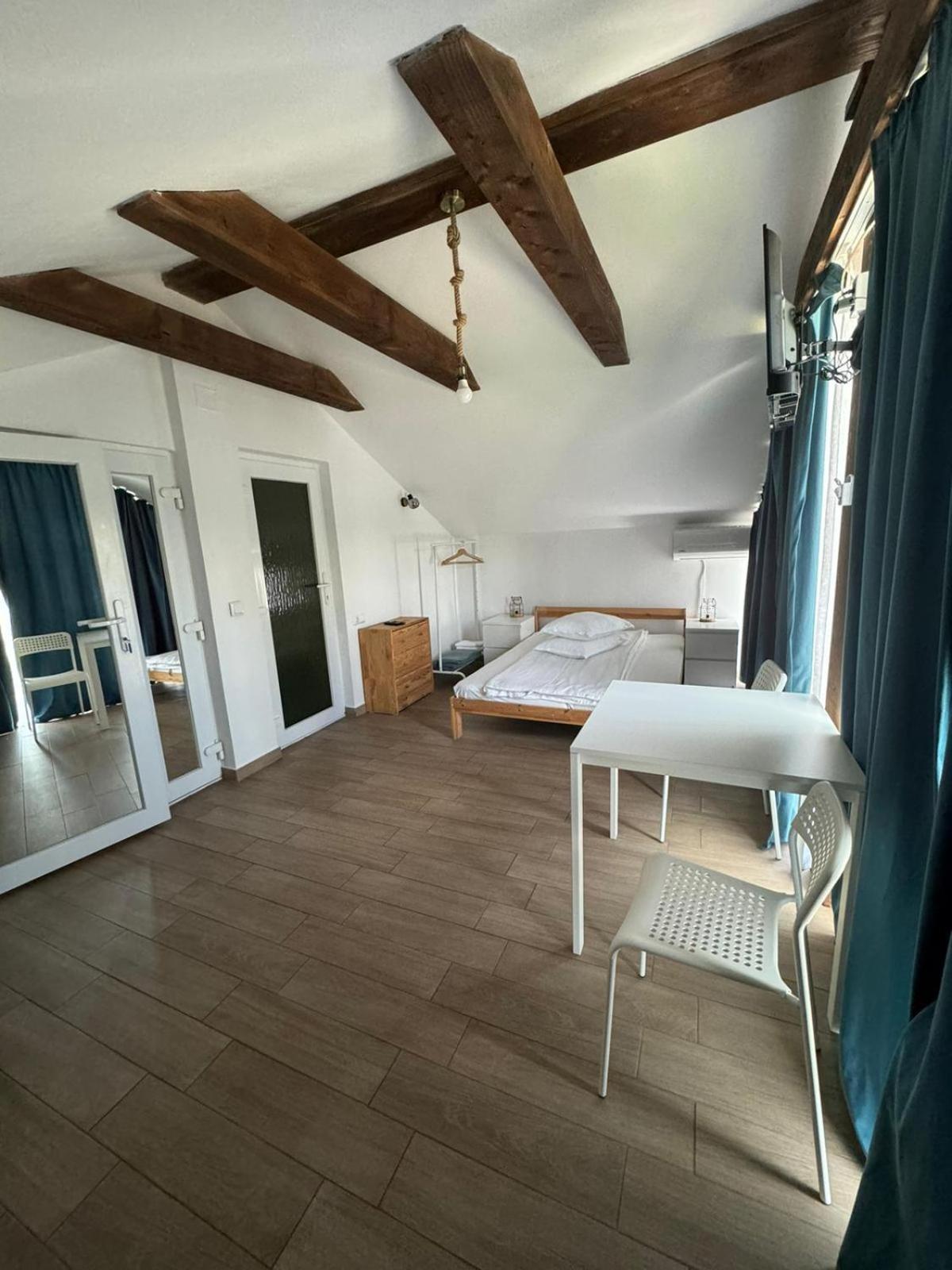 Casa De La Balta Hotell Rieni Eksteriør bilde